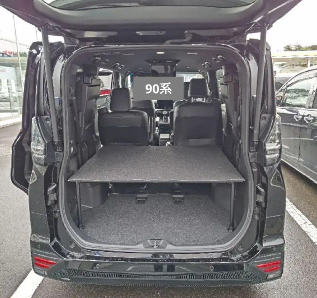 マットつき　90系　ヴォクシー ノア　 収納　ベッドキット　車中泊　アウトドア