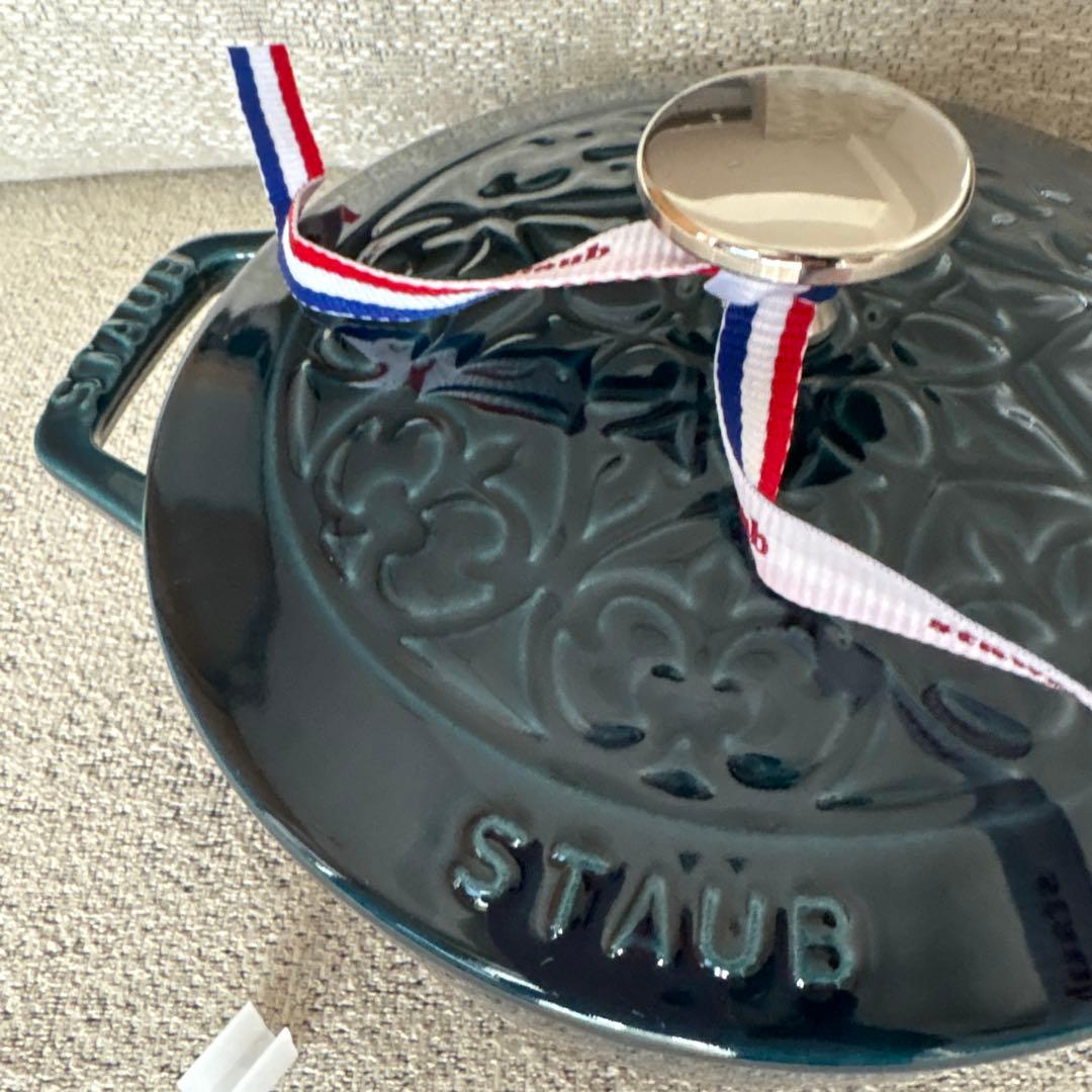 STAUB ラ•メール　リリー　ワナベS16cm