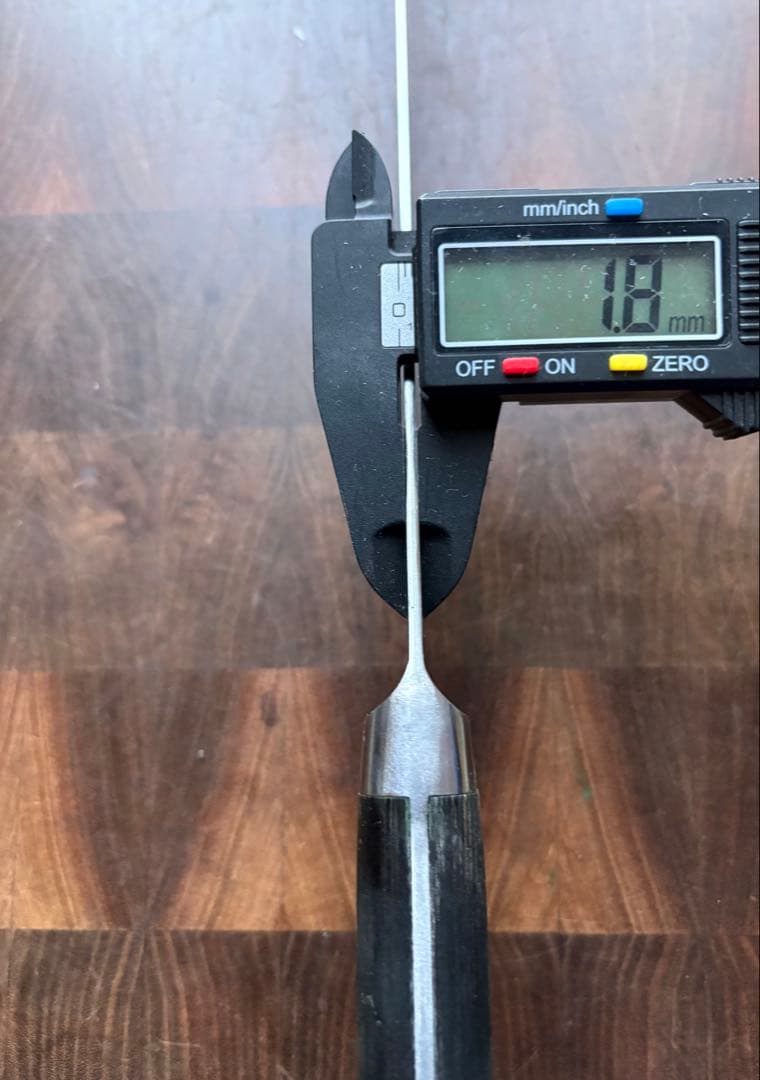 Misono ミソノ　サーモン　牛刀　240mm 包丁　8寸　ステンレス　未使用