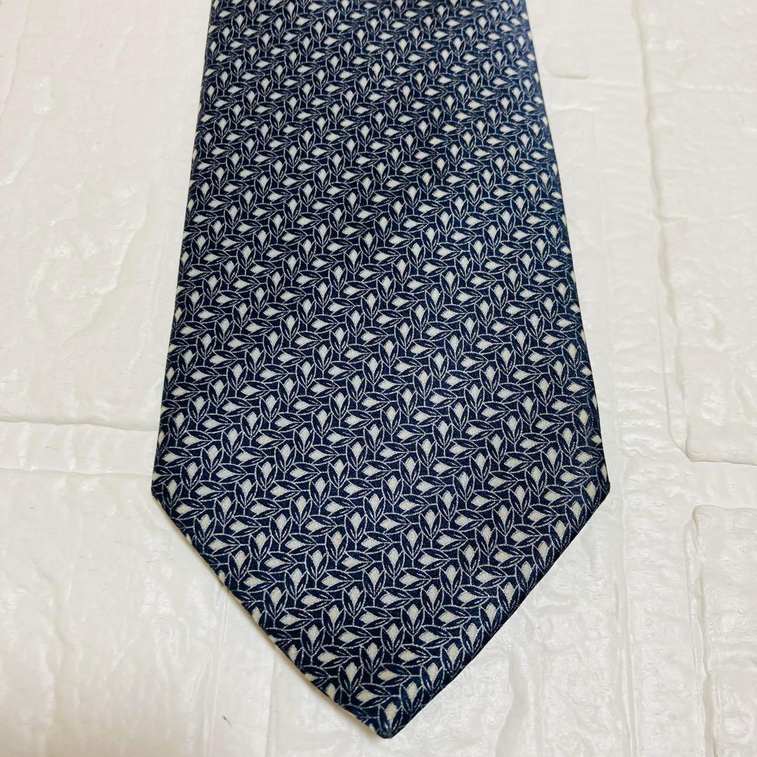 【超極美品】Brioni ブリオーニ 最高級シルクネクタイ ネイビー 小紋柄