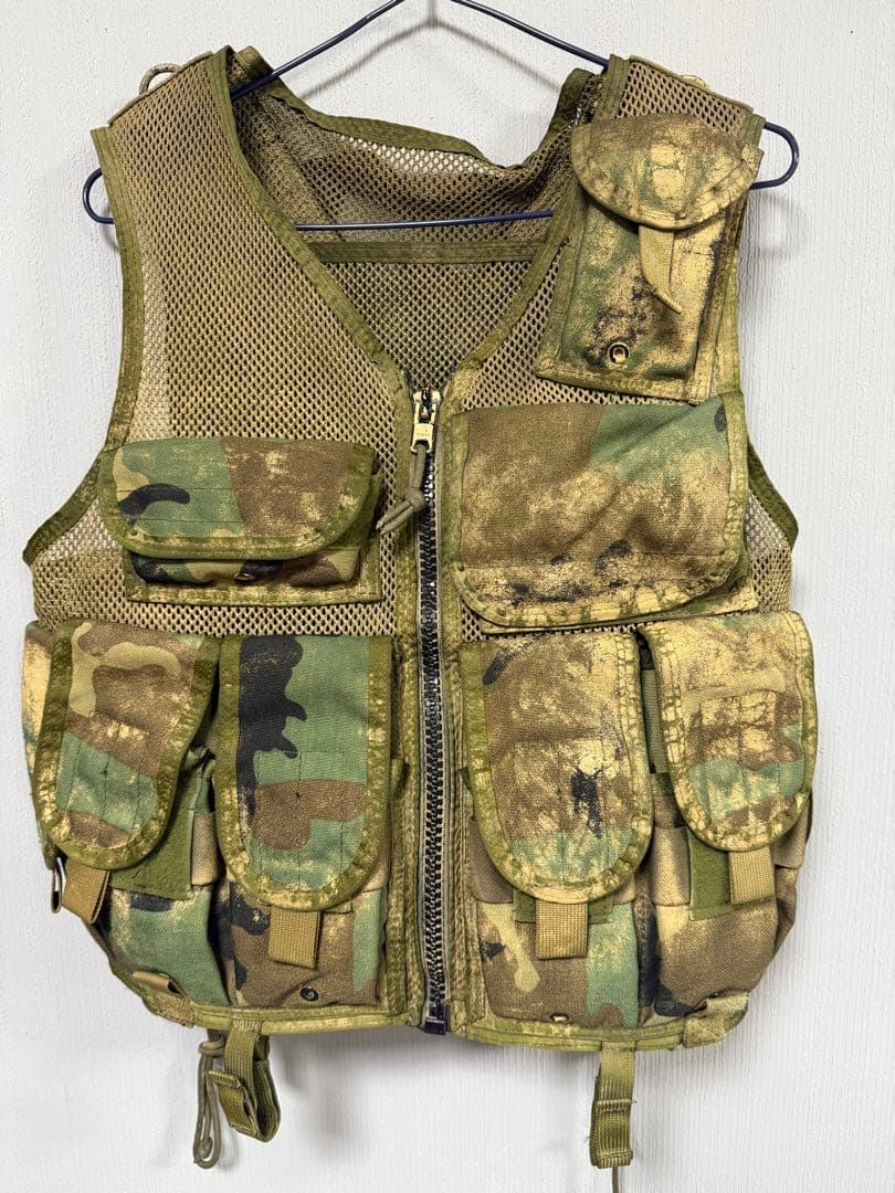 米軍放出EAGLE社製 V1 ウッドランド タクティカルベスト
