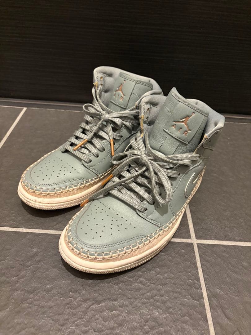 エアジョーダン1 レトロハイ　スニーカー　ミカグリーン　ウィメンズ
