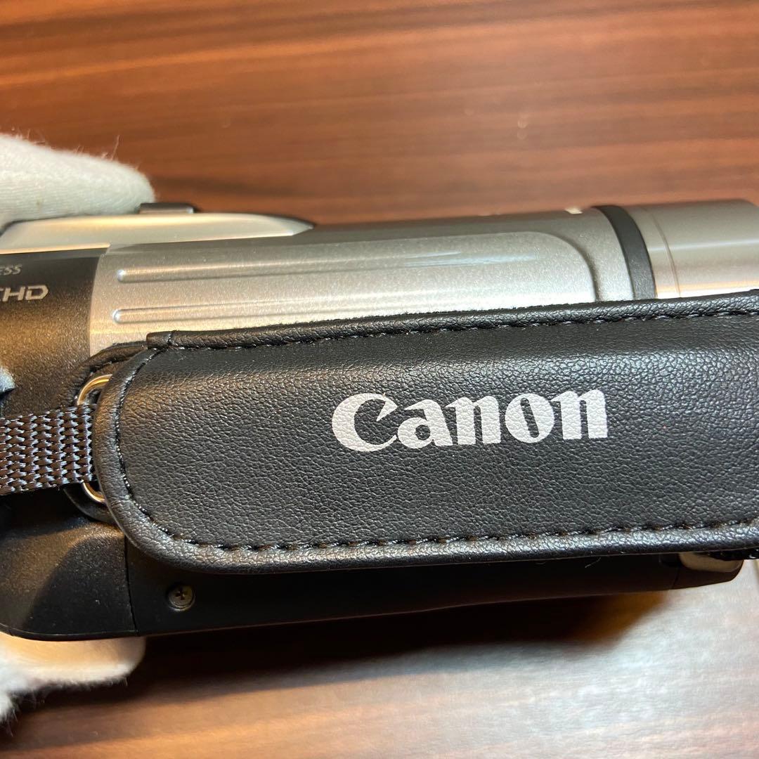 Canon デジタルビデオカメラ iVIS HF R10 ほぼ新品 3462