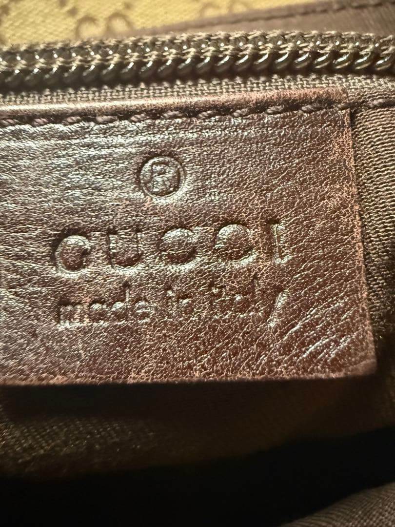 GUCCI ウエストバッグ　GG キャンバス　ベージュ　ブラウン