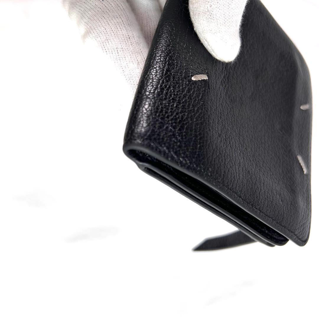 メゾンマルジェラ　二つ折り財布　コンパクトウォレット　シボ革　レザー　黒