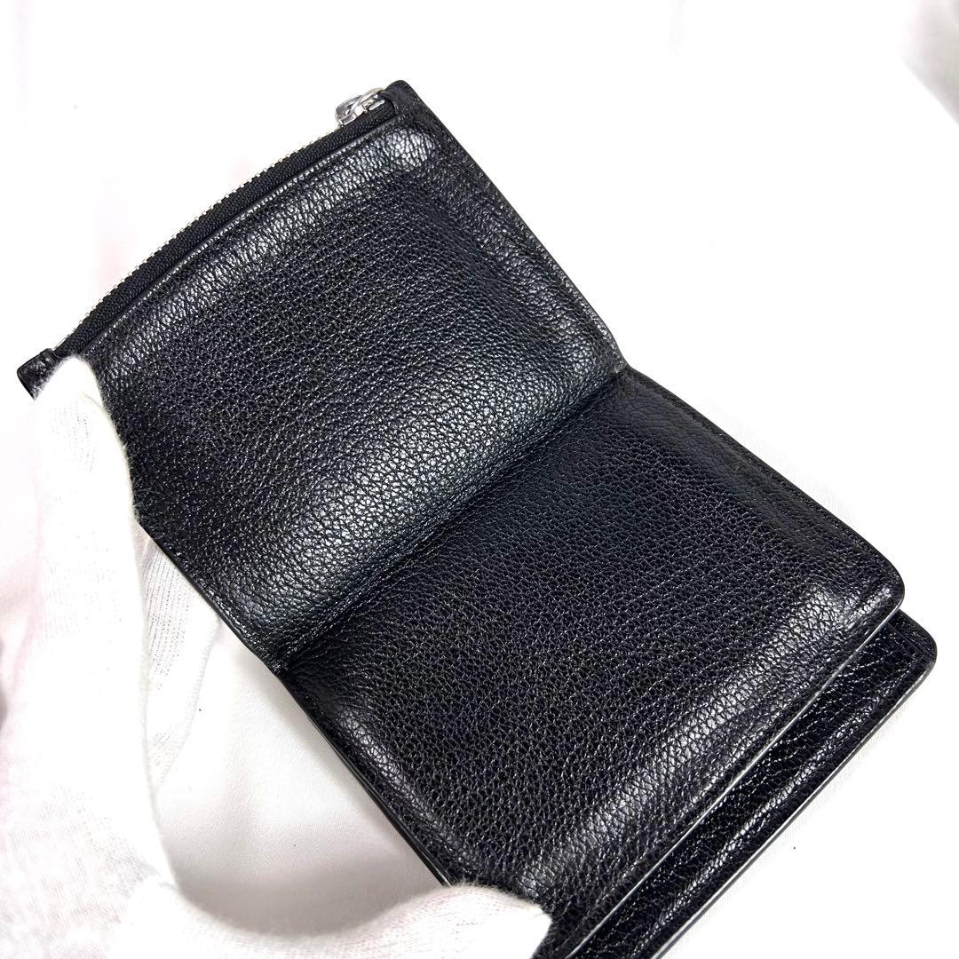 メゾンマルジェラ　二つ折り財布　コンパクトウォレット　シボ革　レザー　黒