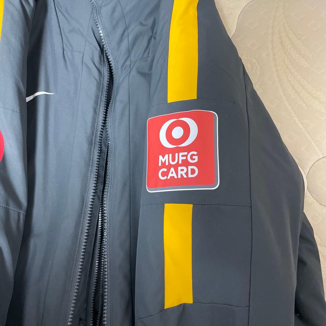 浦和レッズベンチコート Mサイズ