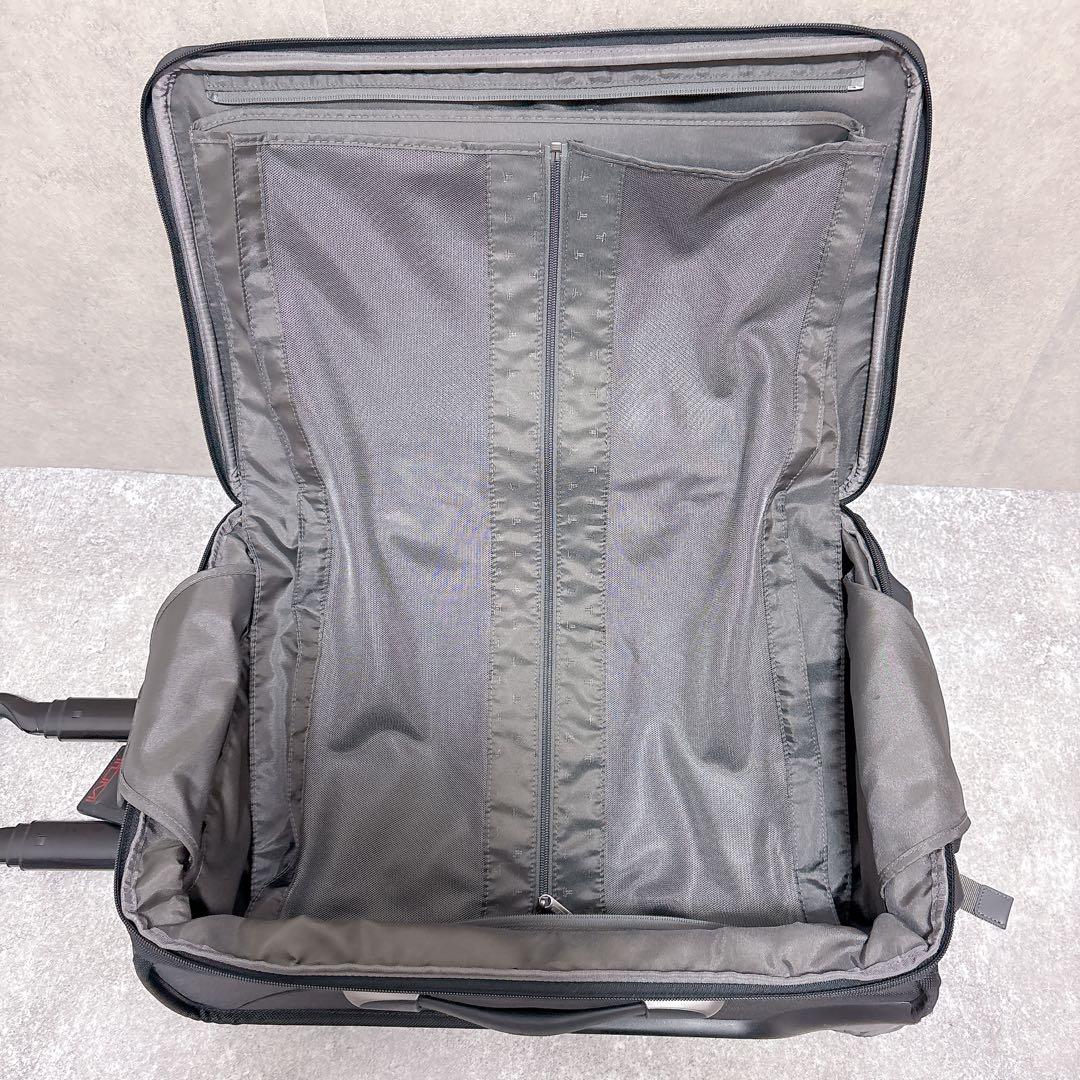 TUMI トゥミ キャリー スーツケース 機内持ち込み可能 拡張 ビジネス 黒