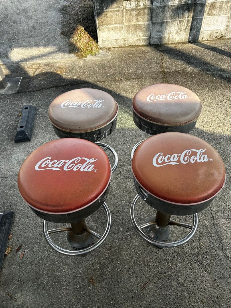Coca-Cola ロゴ入りハイスツール 4脚セット　店舗　レトロ　丸椅子