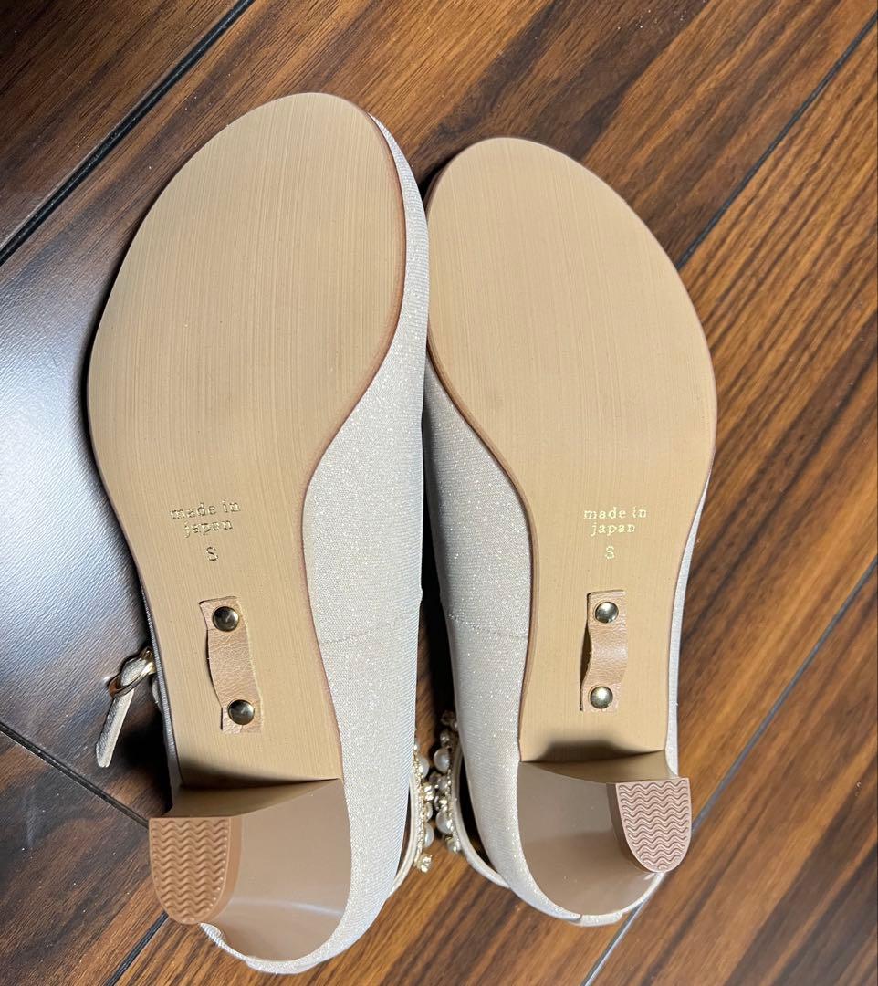 form forma ベージュパンプス Sサイズ