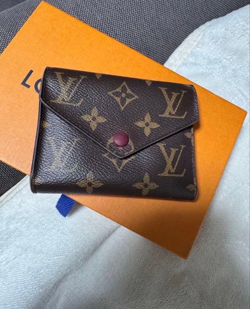 ルイヴィトン、ポルトフォイユ、ヴィクトリーヌ