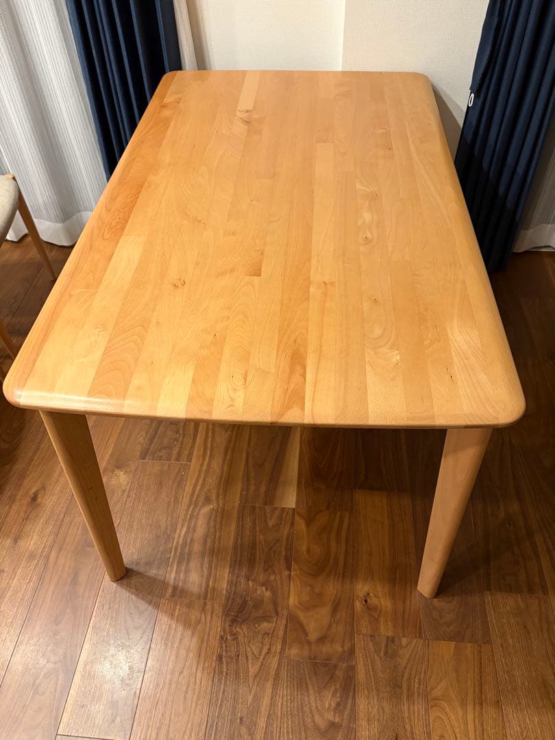 ダイニングテーブルーみつばち