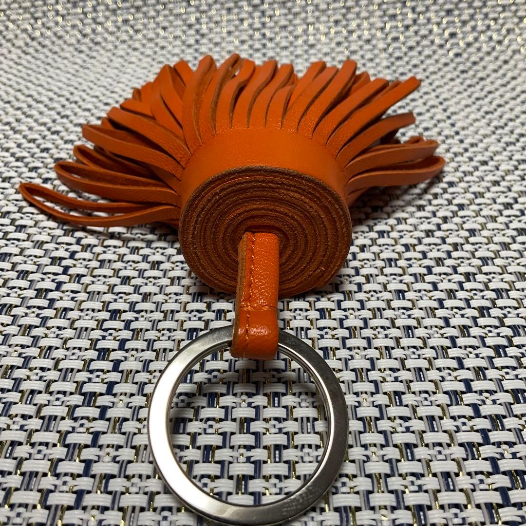 エルメス　HERMES カルメン　オレンジ　レザー　フリンジキーホルダー