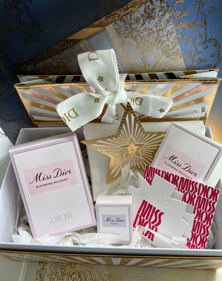 Miss Diorブルーミングブーケ50ml 新品未使用　ミニチュア＆BOX付