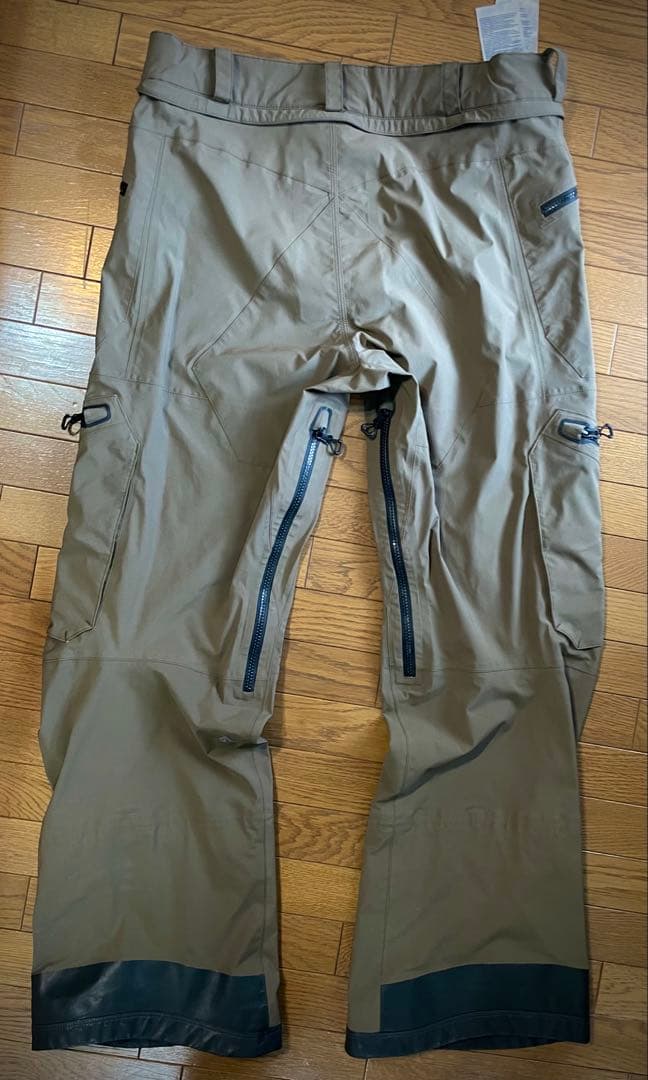 VOLCOM GORE-TEX IGUCHI パンツ L size
