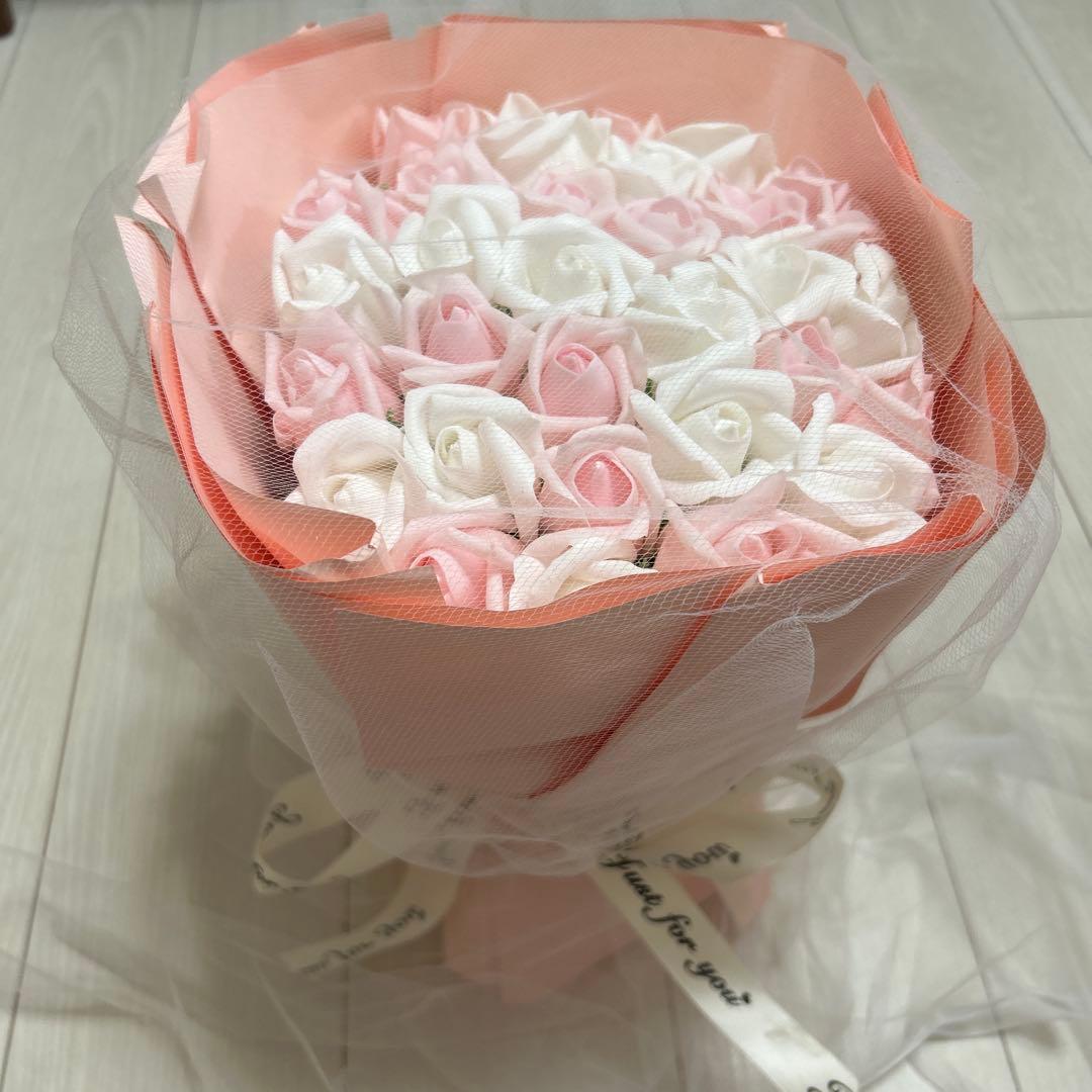 ピンク薔薇の王冠付き花束✨お値下げ⭕️