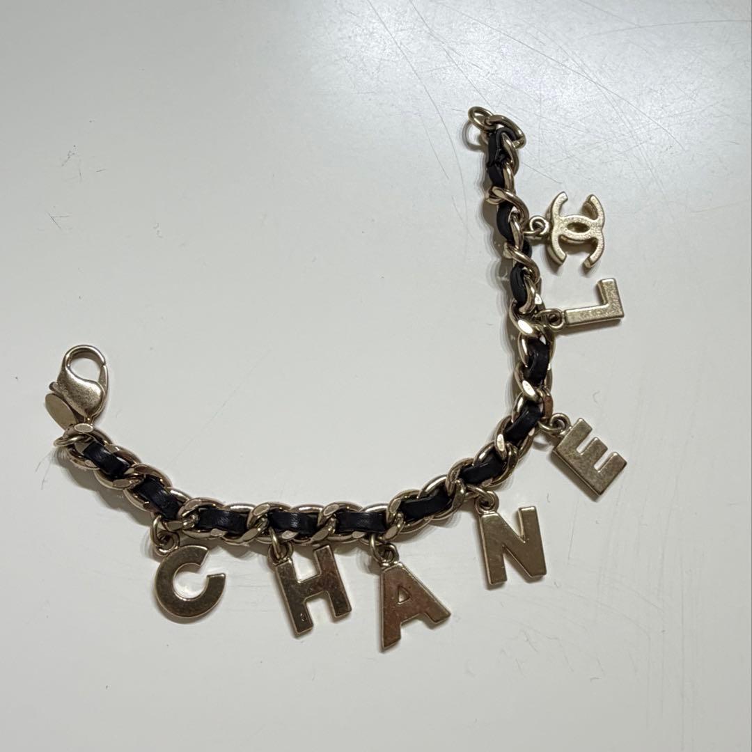 CHANEL アルファベットチャームブレスレット　ヴィンテージ