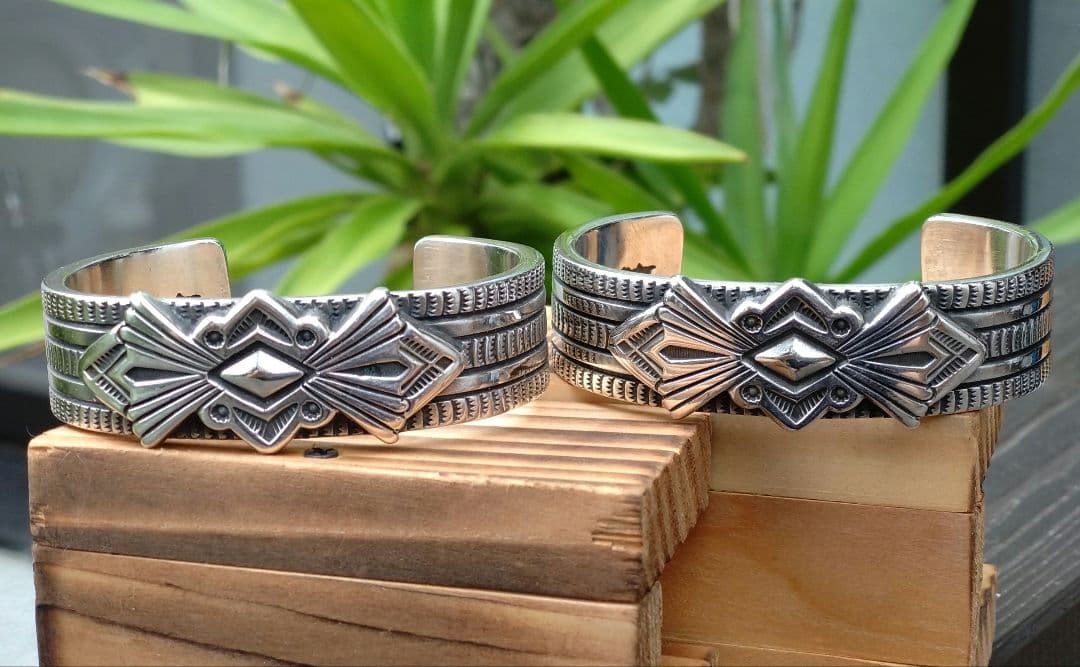 インディアンジュエリー、ヘビーゲージバングル、ペアバングル