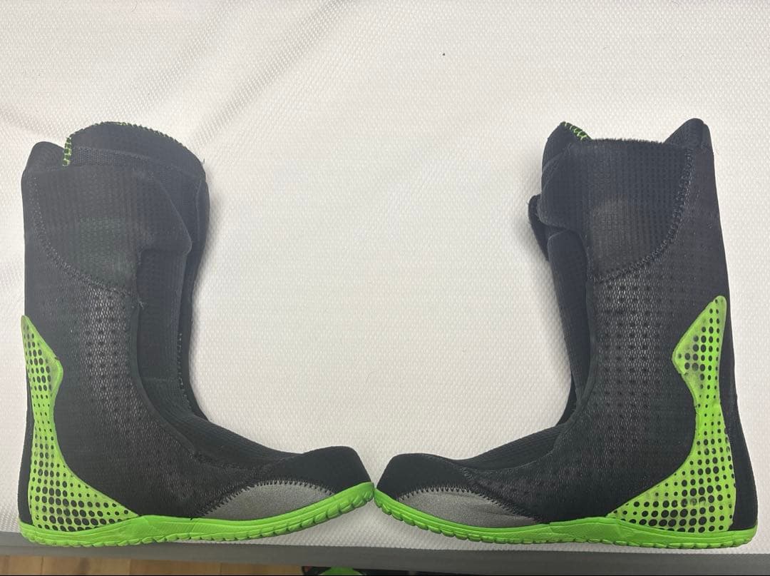 メーカー：BURTON モデル：ION ASIAN-FIT サイズ：26.5cm