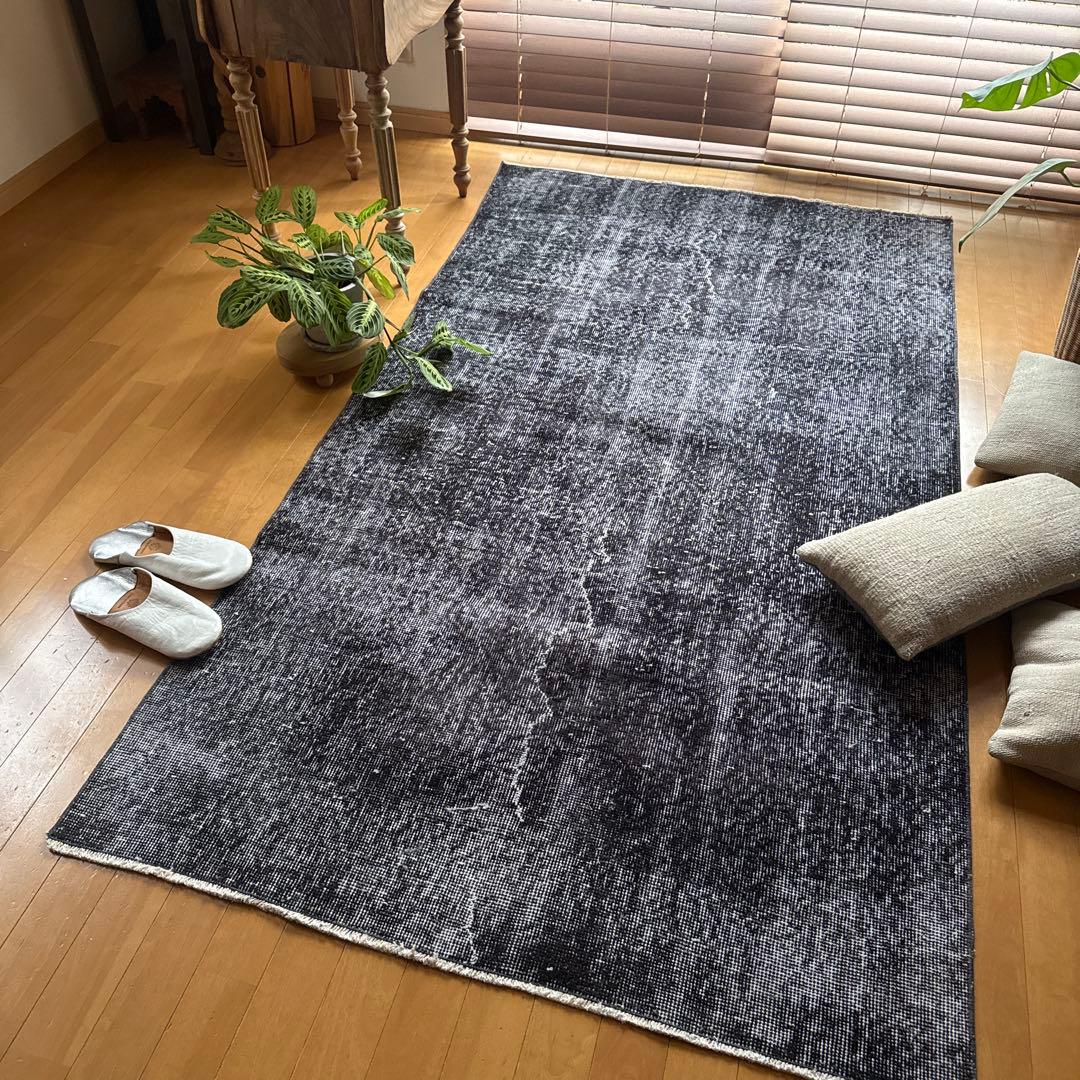 110×203 ブラックグレイオーバーダイ　ワンカラー　トルコヴィンテージラグ