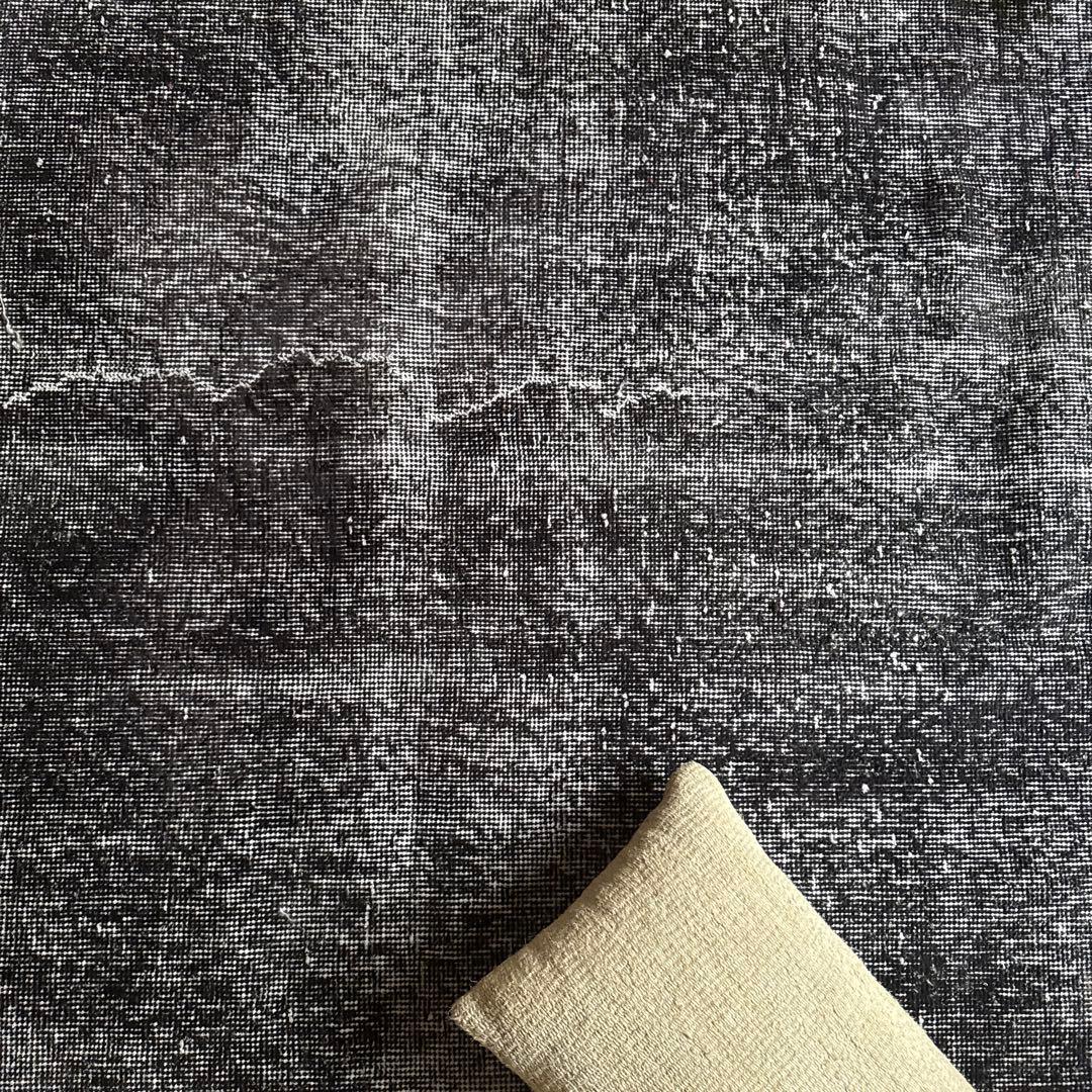 110×203 ブラックグレイオーバーダイ　ワンカラー　トルコヴィンテージラグ