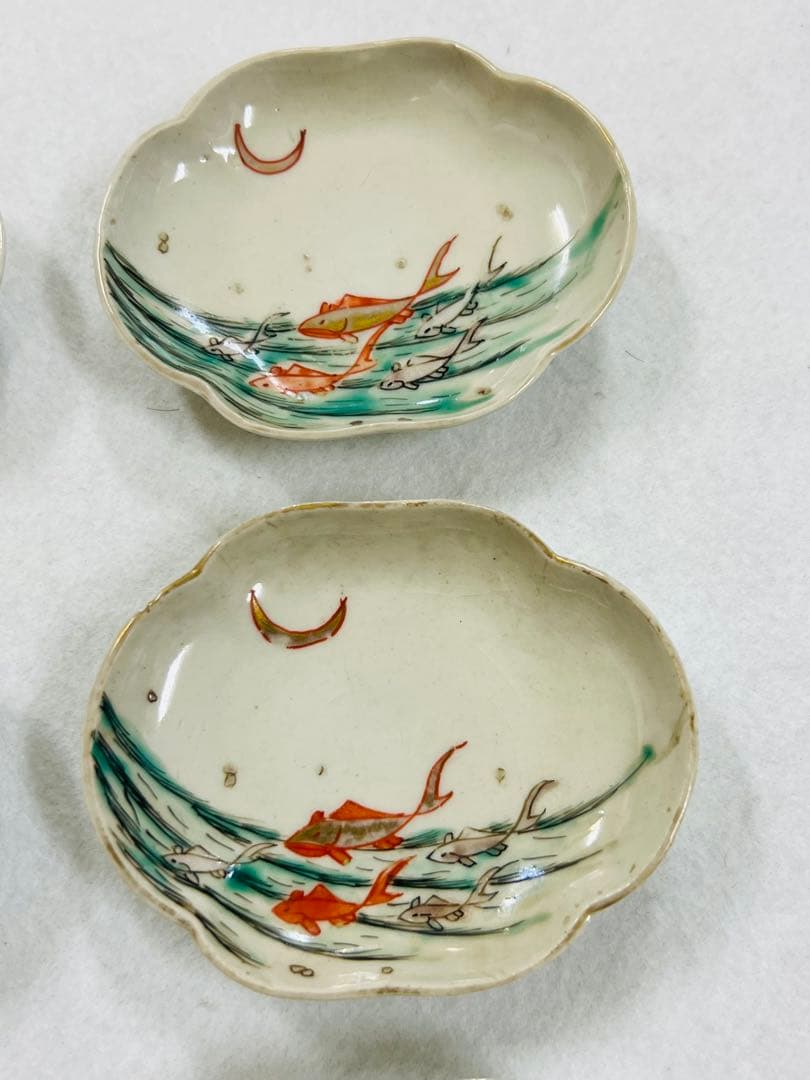 古伊万里？赤絵魚図貝型皿　色絵　16枚