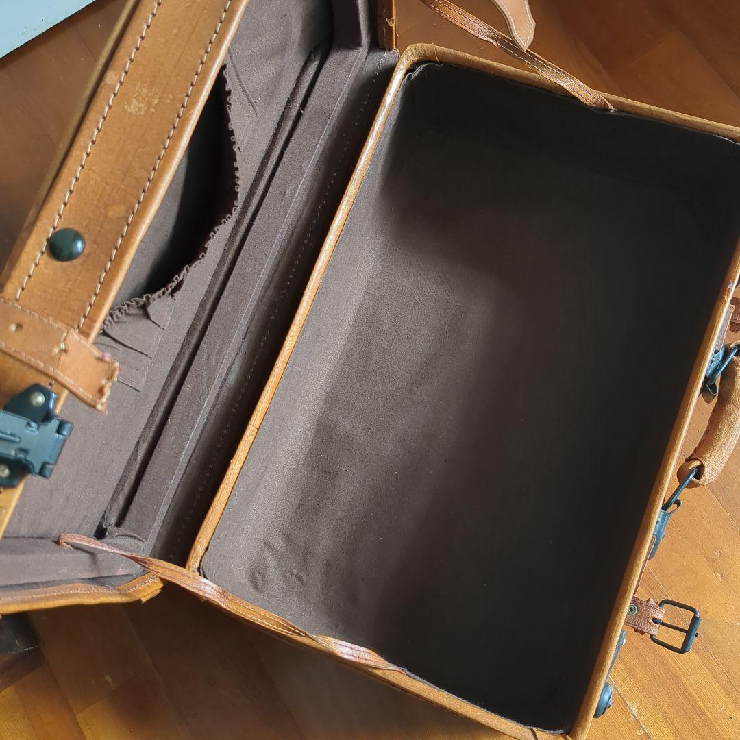 アンティーク　レザースーツケース　トランク　レトロ雑貨