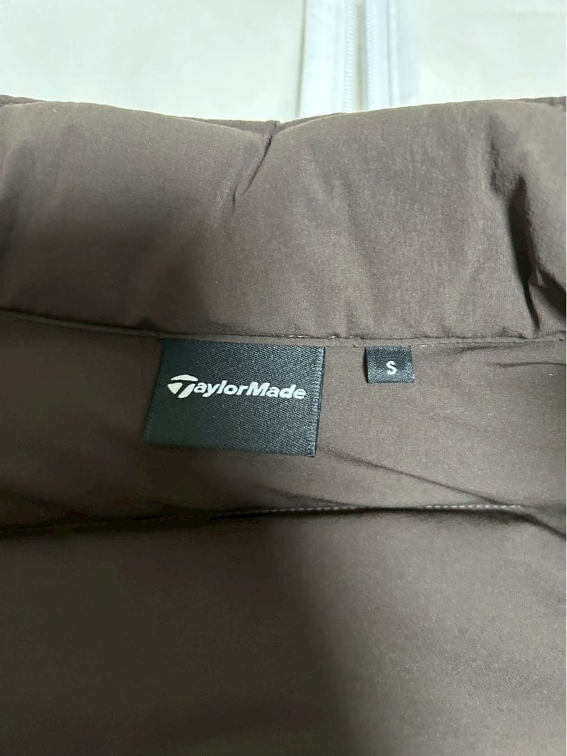 TaylorMade（テーラーメイド）のゴルフ用 中綿ブルゾン