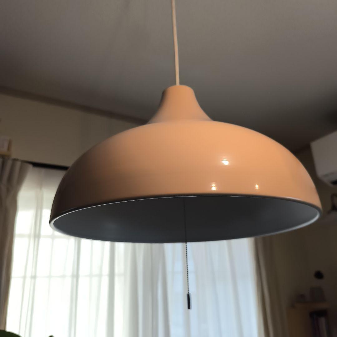 ピンクドーム型ペンダントライト