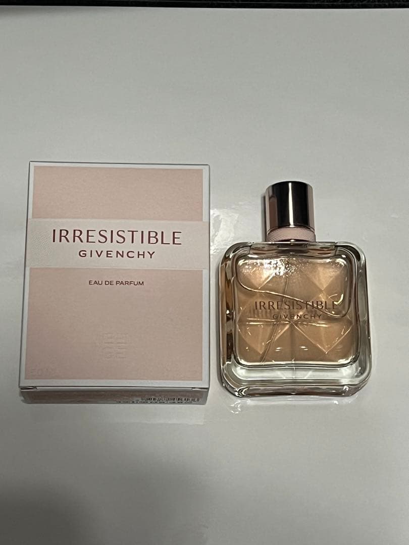 香水(女性用) Irresistible Givenchy Eau de Parfum 50mL