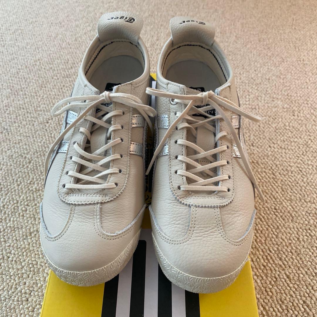 未使用に近い美品破格Onitsuka Tiger MEXICO66SDスニーカー