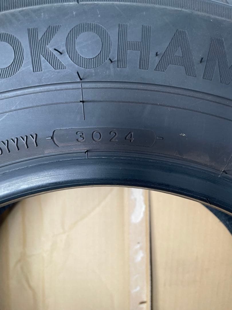 ハイエース　キャラバン用 195/80R15 夏タイヤ 2024年製