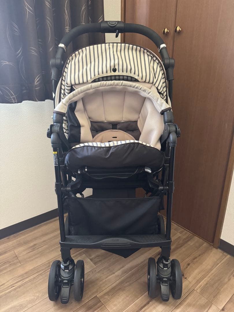 Combi ベビーカー ベージュ　黒　ストライプ スゴカル α 4 キャス