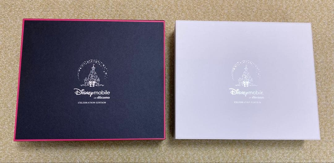 ༒•T.T•༒ docomo ディズニーモバイル DM-01K 2台セット