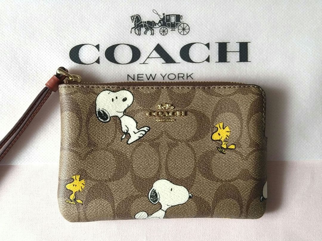 COACH コーチ × PEANUTS リストレット