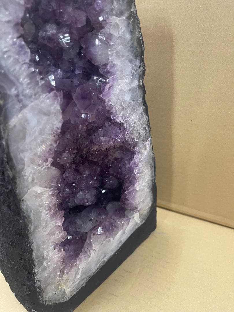 カ*ズ様 大特価オークション☆アメジストドーム☆