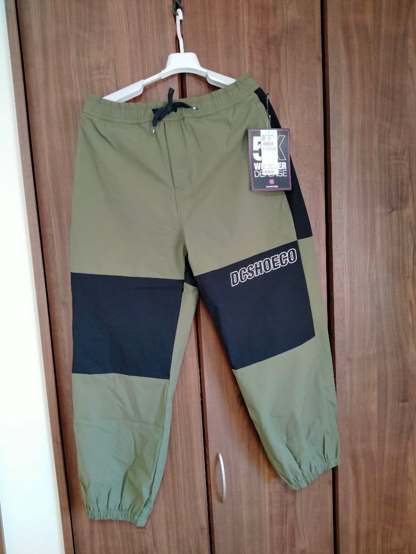 新品！DC SHOES アノラックタイプ Lサイズ 上下セット