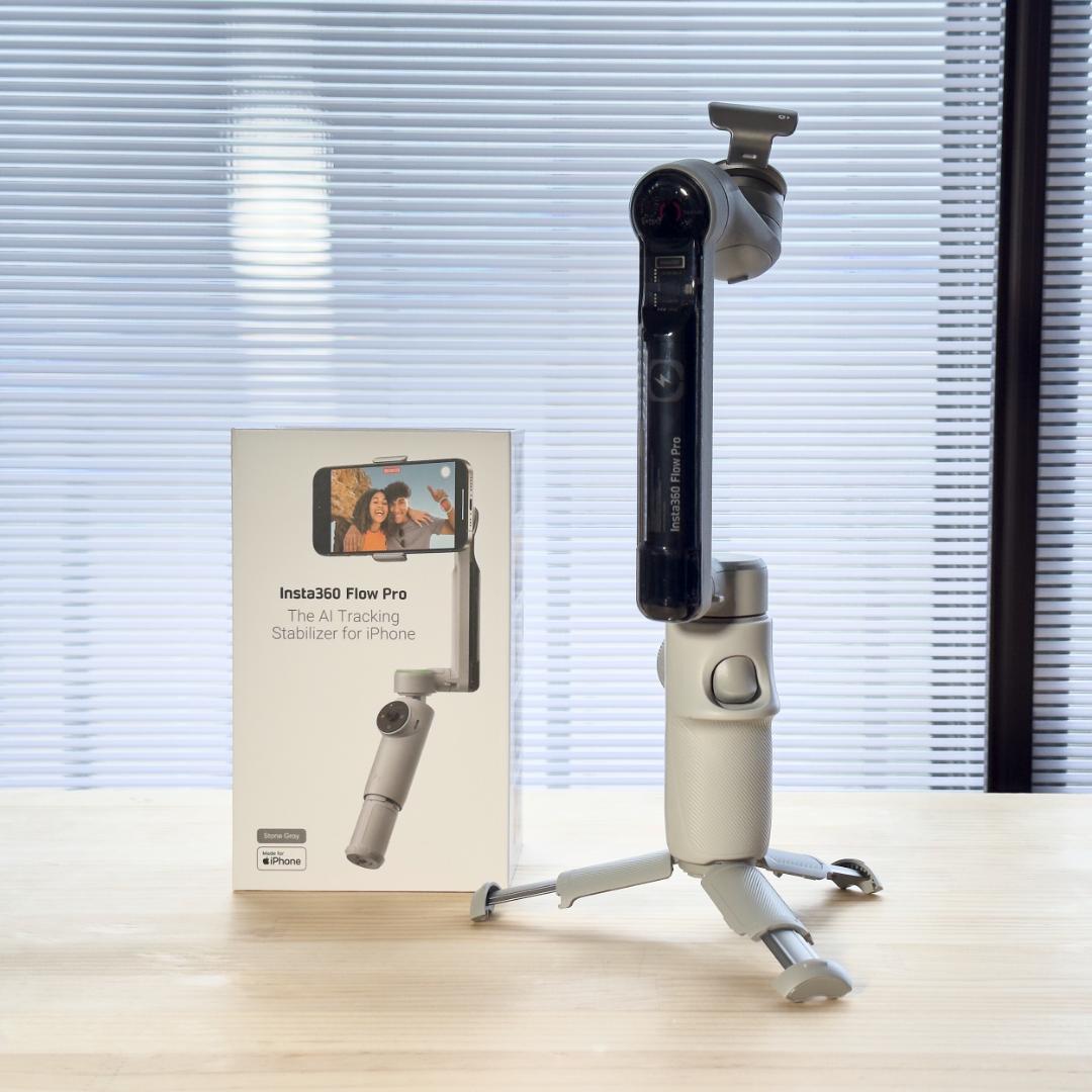 スマートフォン用AI搭載ジンバル Insta360 Flow Pro【中古美品】