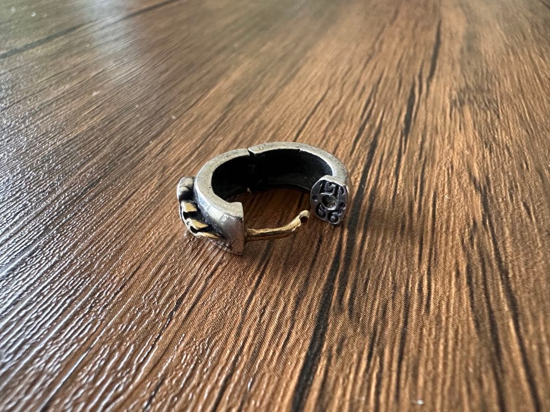 レザーズアンドトレジャーズ セイクリッドハートピアスK18×ブルートパーズ 片耳