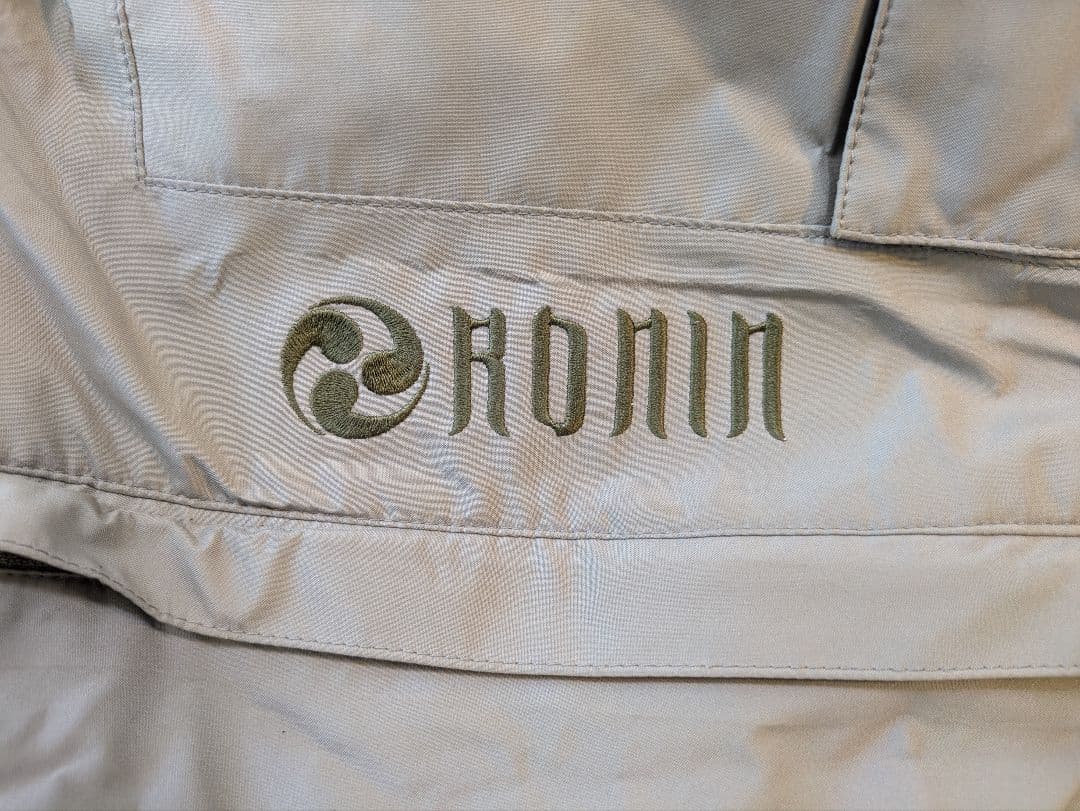 BURTON RONIN スノーボードウェア上下セット ベルトオマケ付き