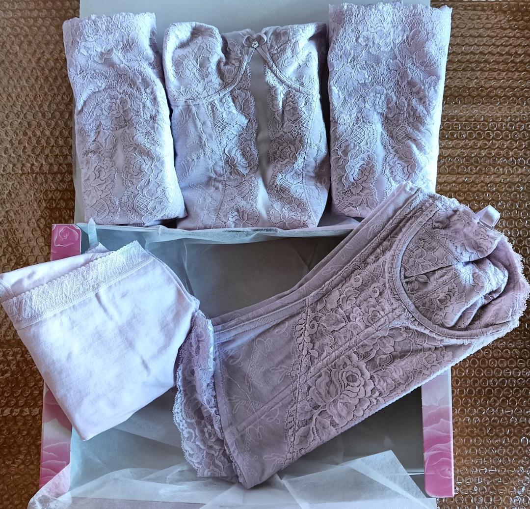 新品シャンディール スリーインワン/ショーツ/ボディースーツ/ガードル セット