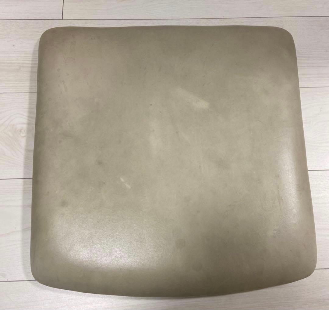 宮崎椅子製作所 革座　Pepe Arm Side