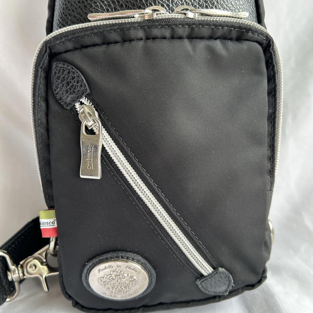 【未使用】オロビアンコ ボディバッグ イブリデロ 牛革 ワンショルダー イタリア