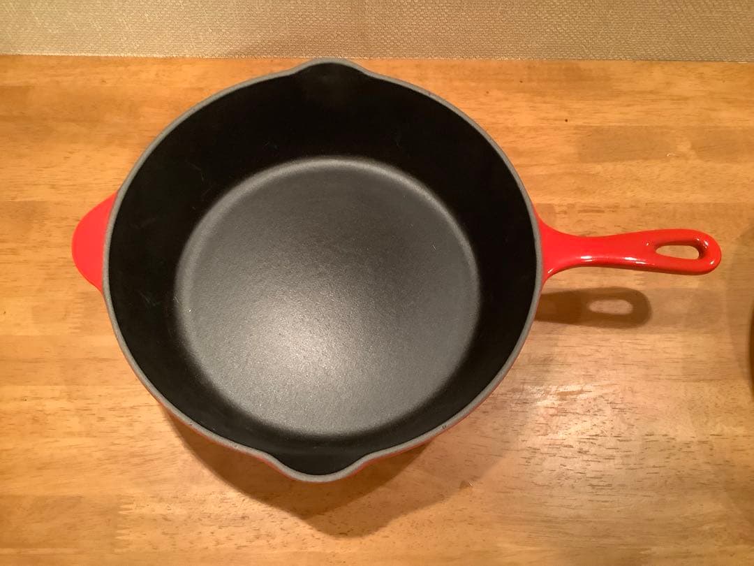 ルクルーゼ　CASSADOU 27cm 色 : チェリー