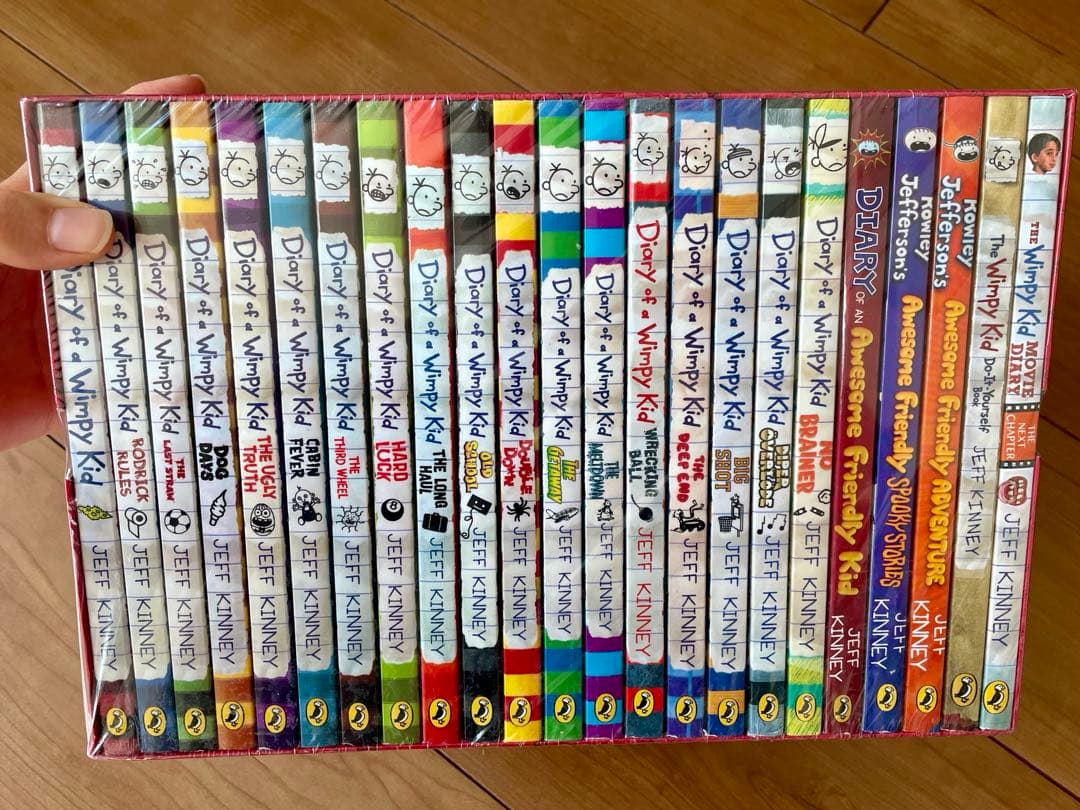 新品Diary Of A Wimpy Kid 24冊 洋書　英語絵本