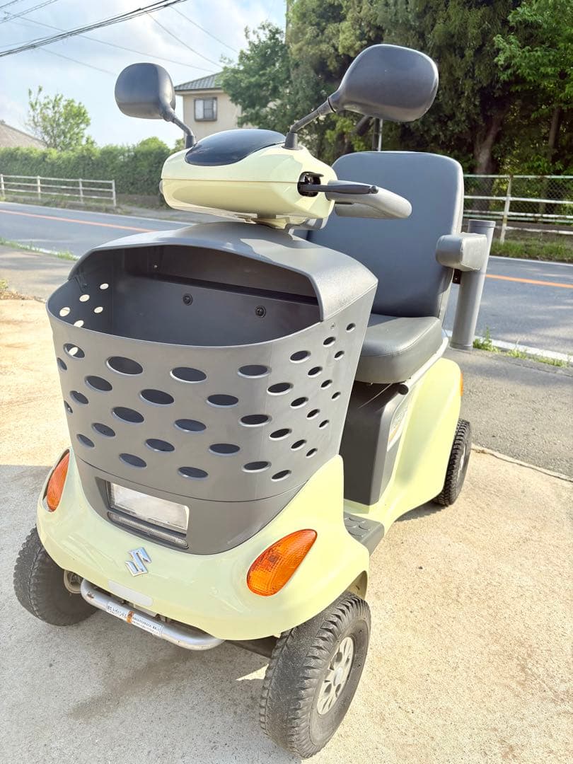 の*ん様 千葉県から全国発送可能　スズキ　セニアカー　ET4D7