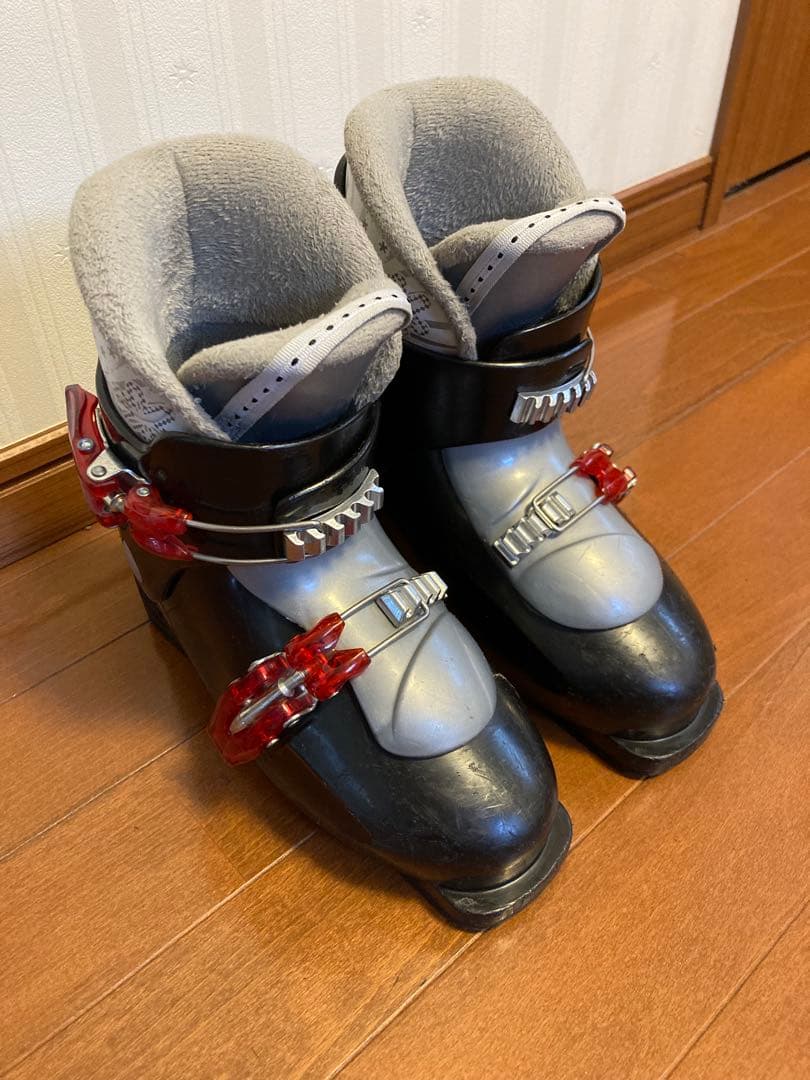 スキーセット（小学校低学年用） 板90cm、ブーツ22〜22.5cm、ストック他