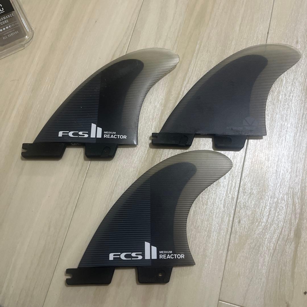 FCS II REACTOR サーフボードフィン MEDIUM
