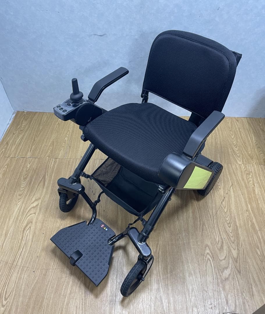 K♢178　WHILL ウィル　電動車椅子 WHILL Model F　折り畳み