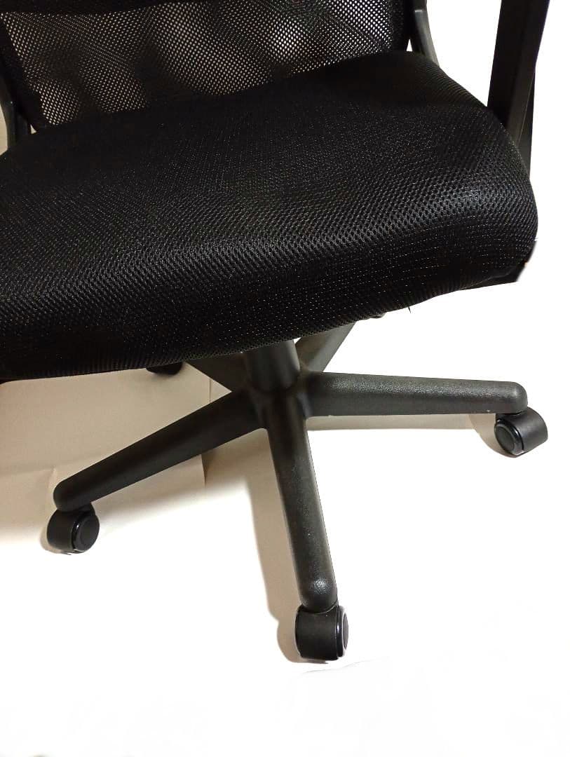 ヘッドレスト付ハイバックメッシュチェア　ドウシシャ　ブラック　新品未使用